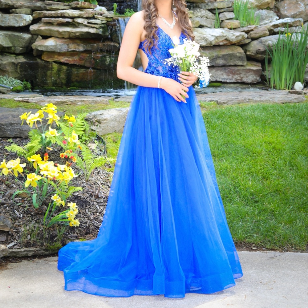 Stunning Blue Sequin Prom Dress - Picture 7 of 8